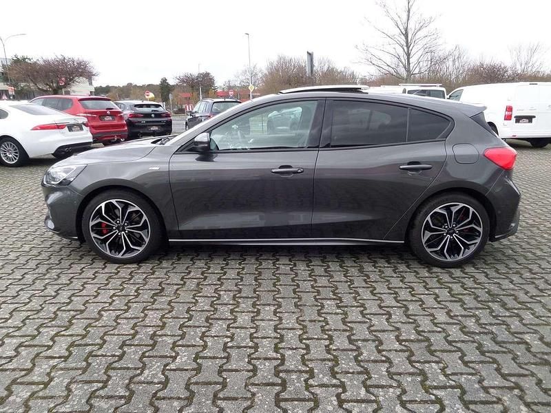 Gebraucht Ford Focus ST-Line X 150 PS (110 kW) 2021 Magneticgrau perleffekt Kleinwagen