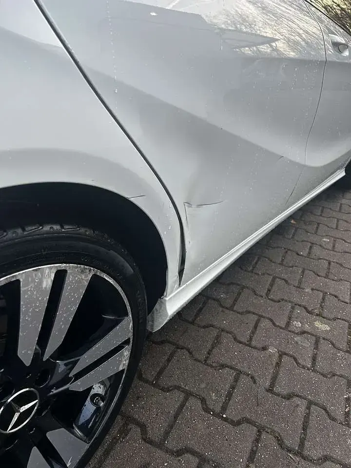 Gebraucht Mercedes A200 156 PS (114 kW) 2014 Weiß Kleinwagen