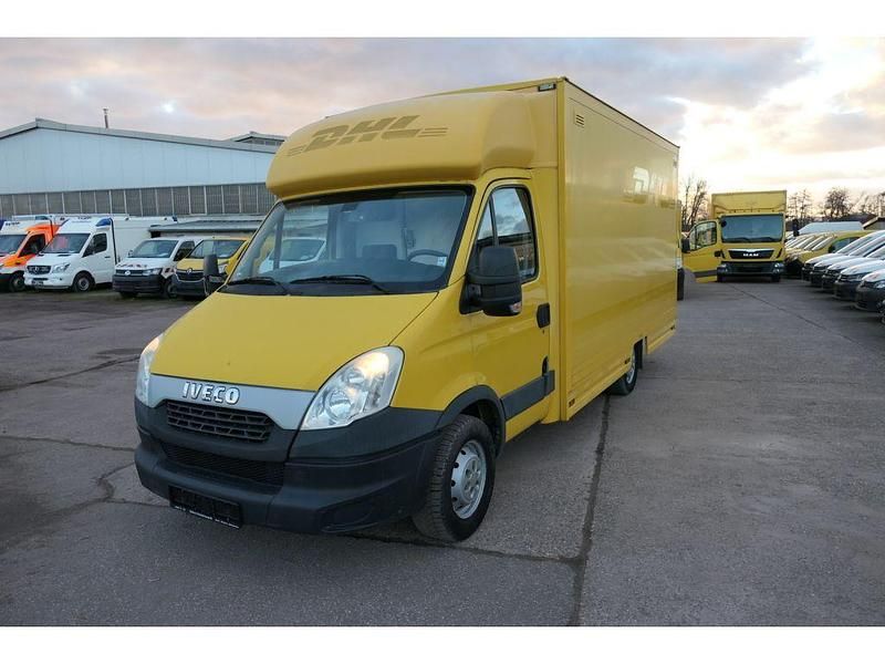Gebraucht Iveco Daily 106 PS (77 kW) 2013 Gelb Van