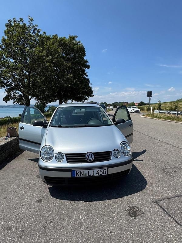 Silber Gebraucht 2005 VW Polo Kleinwagen | 2.000 € (Fairer Preis) - Bild 1/4