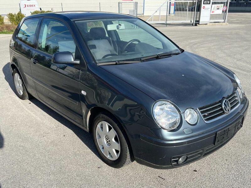 Gebraucht VW Polo Highline 101 PS (74 kW) 2003 Blau Kleinwagen