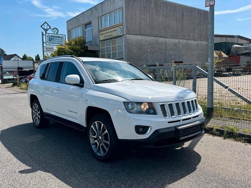 Weiß Gebraucht 2014 Jeep Compass SUV | 4.950 € - Bild 1/4
