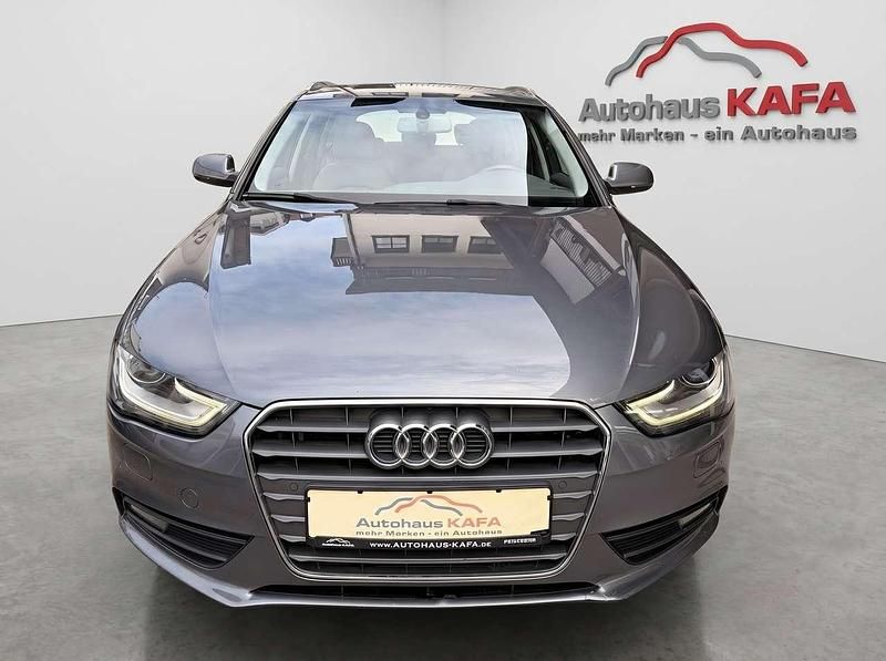 Gebraucht Audi A4 Ambition 204 PS (150 kW) 2014 Monsungrau metallic Kombi