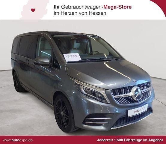 Selenitgrau metallic Gebraucht 2020 Mercedes V300 Avantgarde Edition Van / Kleinbus | 44.090 € (Superpreis) - Bild 1/4