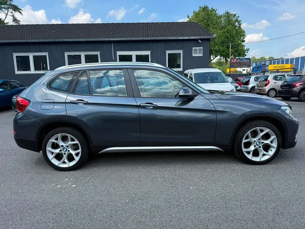 Gebraucht BMW X1 xLine 184 PS (135 kW) 2012 Grau SUV