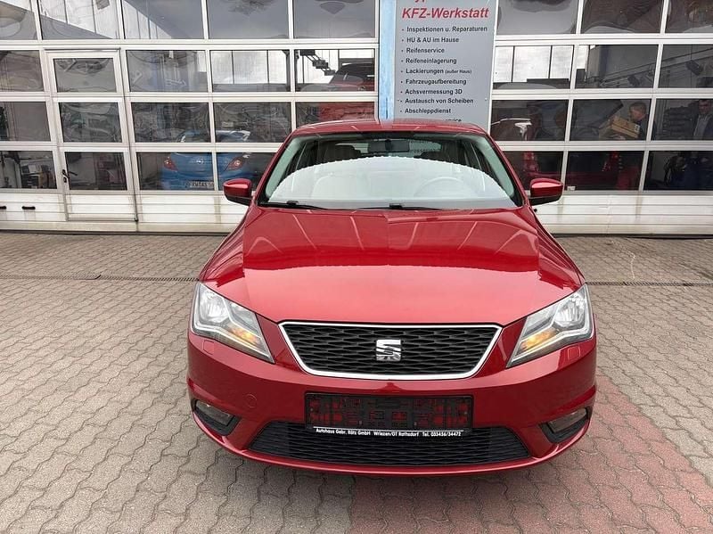 Gebraucht Seat Toledo 105 PS (77 kW) 2014 Rot Kleinwagen