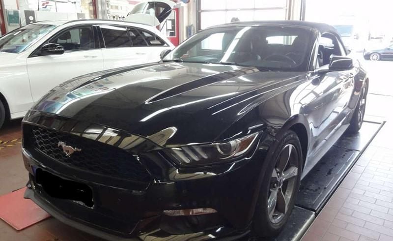 Gebraucht Ford Mustang 309 PS (227 kW) 2015 Schwarz Cabrio