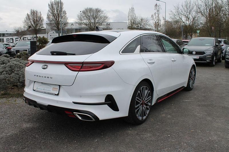 Gebraucht Kia ProCeed GT GT 204 PS (150 kW) 2020 Weiß Kleinwagen