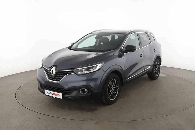 Grau Gebraucht 2016 Renault Kadjar Black Edition SUV | 11.850 € (Fairer Preis) - Bild 1/3