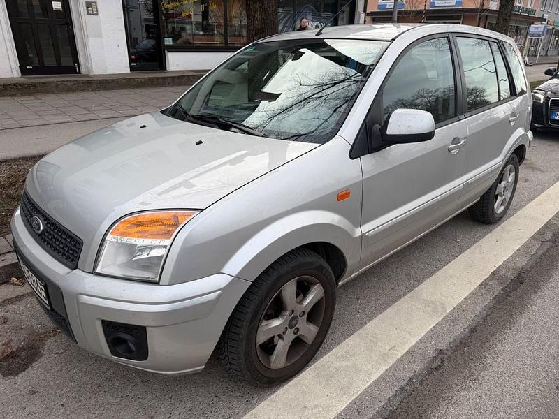 Gebraucht Ford Fusion Trend 80 PS (58 kW) 2010 Schwarz Kleinwagen