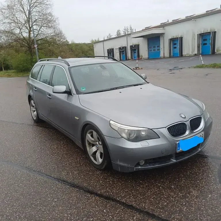 Gebraucht BMW 525 Performance 177 PS (130 kW) 2004 Silber Kombi
