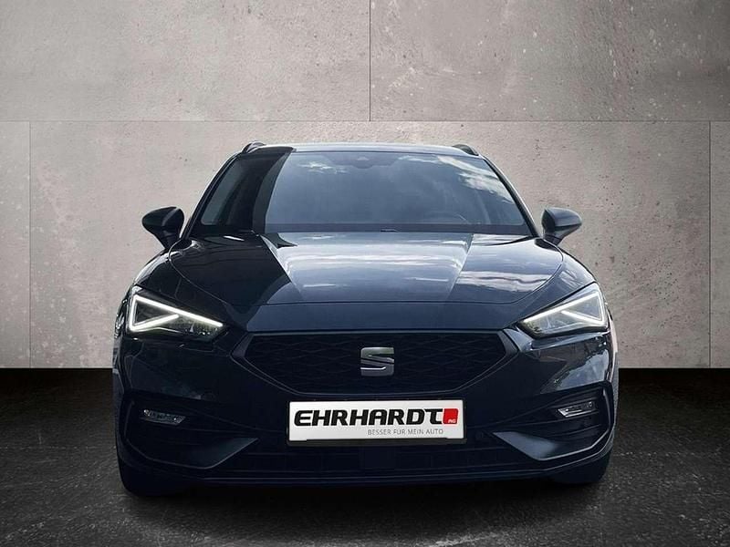 Gebraucht Seat Leon 4Drive 150 PS (110 kW) 2022 Magnetic grau metallic Kombi