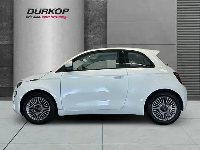 Gebraucht Fiat 500e 69 kW (95 PS) 2023 Arktis weiß Kleinwagen