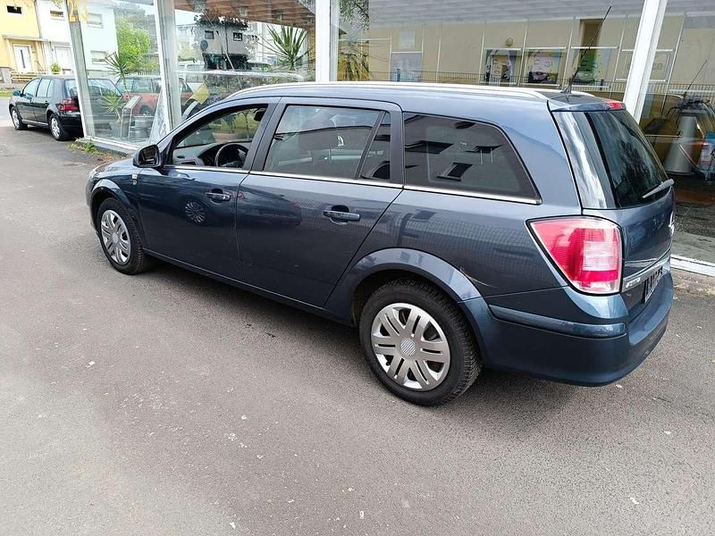 Usata Opel Astra Innovation 116 CV (85 kW) 2010 Opel metro perl Station wagon