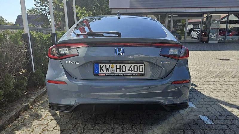Gebraucht Honda Civic Elegance 184 PS (135 kW) 2024 Grau Limousine