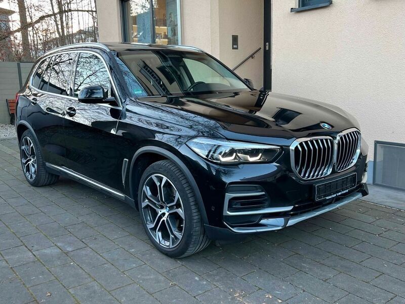 Black sapphire metallic Gebraucht 2022 BMW X5 Sport Line SUV | 60.800 € (Fairer Preis) - Bild 1/4