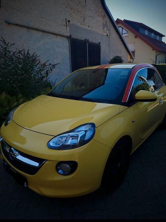 Gelb Gebraucht 2014 Opel Adam Kleinwagen | 5.200 € (Etwas zu teuer) - Bild 1/4