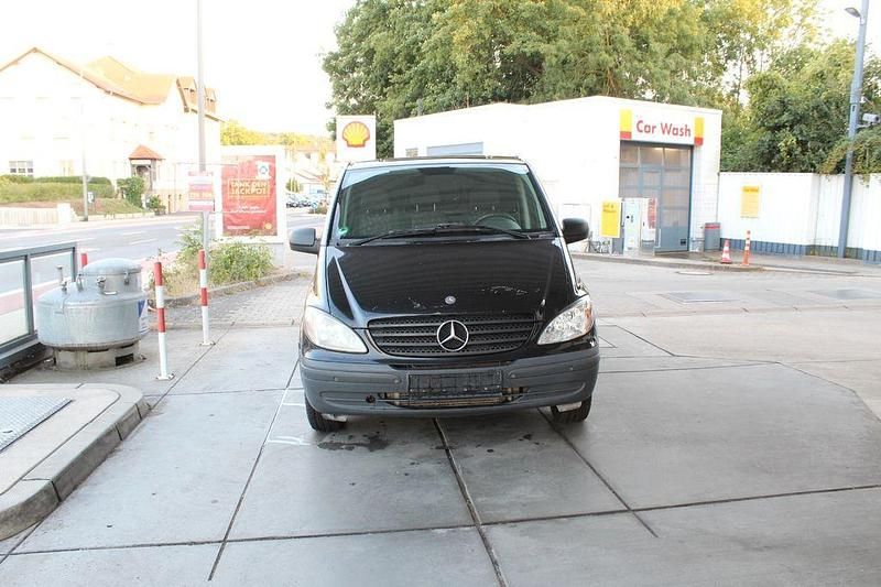 Second-hand Mercedes Vito 204 CP (150 kW) 2010 Negru Van