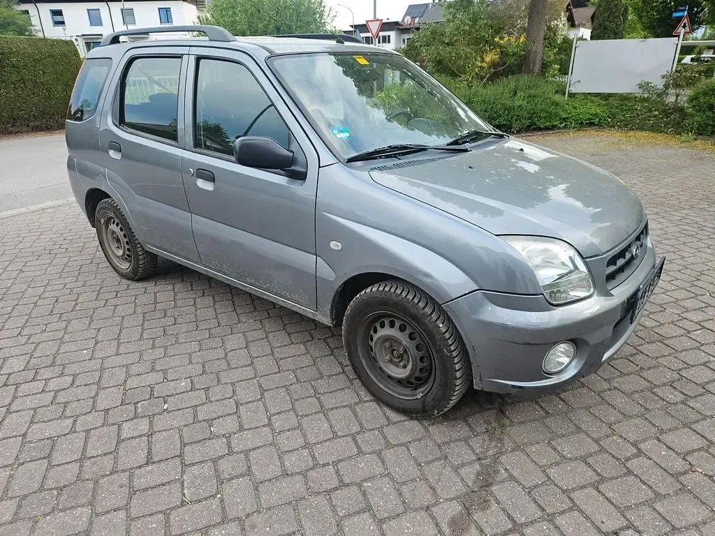 Gebraucht Subaru Justy 94 PS (69 kW) 2008 Grau Kleinwagen