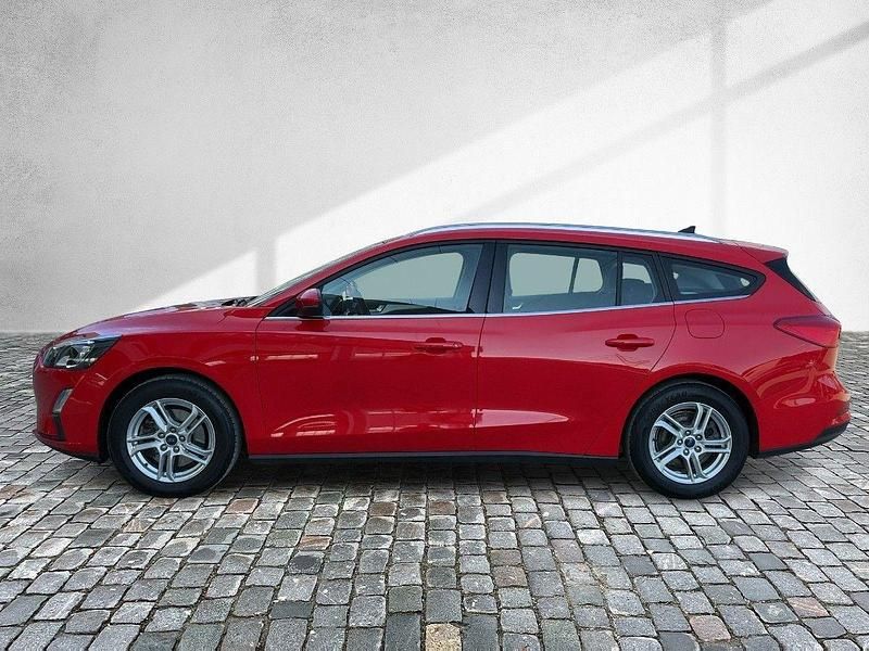 Gebraucht Ford Focus Cool & Connect 125 PS (91 kW) 2021 Racerot Kombi