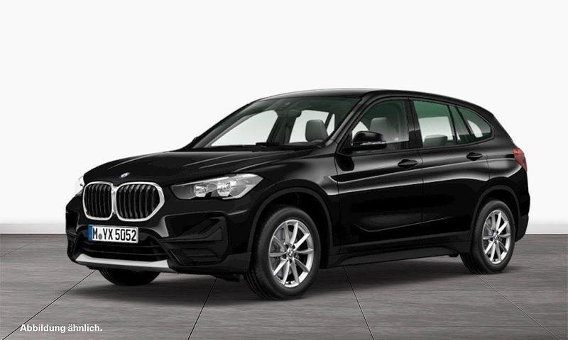 Schwarz Gebraucht 2022 BMW X1 Advantage SUV | 32.907 € (Teuer) - Bild 1/3
