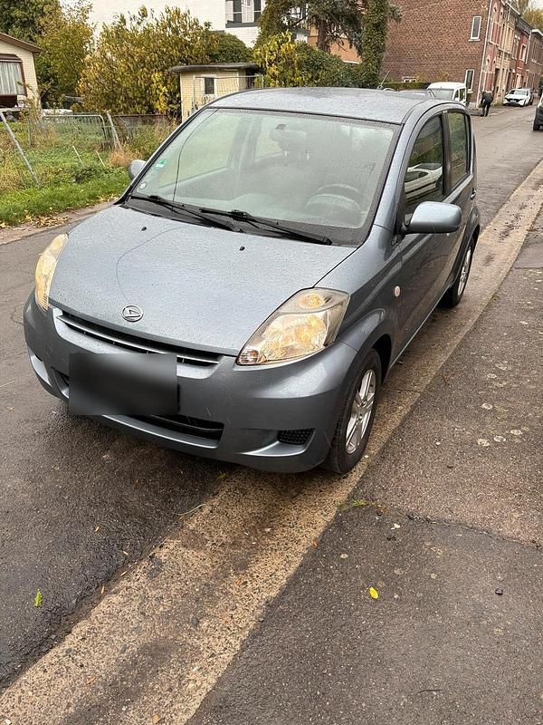 Gebraucht Daihatsu Sirion 91 PS (66 kW) 2009 Grau Kleinwagen