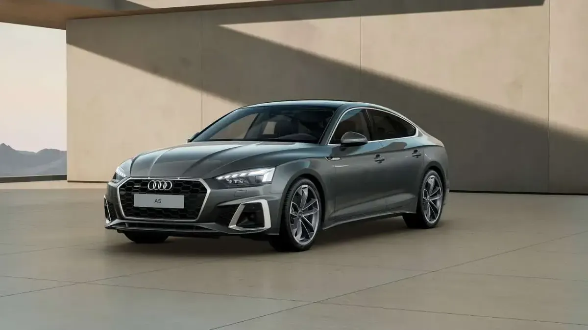 Gebraucht Audi A5 S-Line 204 PS (150 kW) 2024 Chronosgrau metallic Limousine
