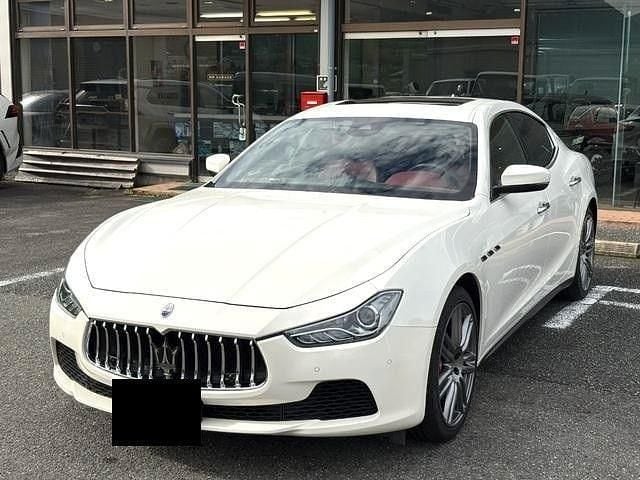 Gebraucht Maserati Ghibli 349 PS (256 kW) 2017 Weiß Limousine