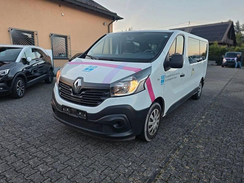 Weiß Gebraucht 2018 Renault Trafic Expression Van | 9.999 € (Superpreis) - Bild 1/4