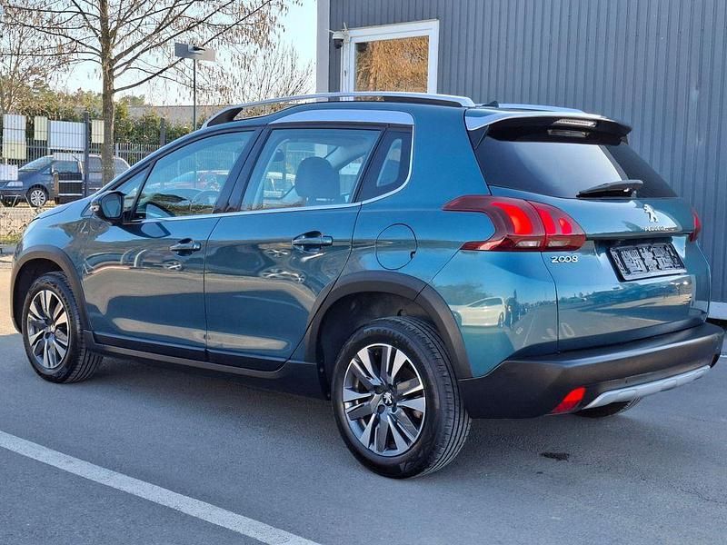 Gebraucht Peugeot 2008 Allure 82 PS (60 kW) 2019 Grau SUV