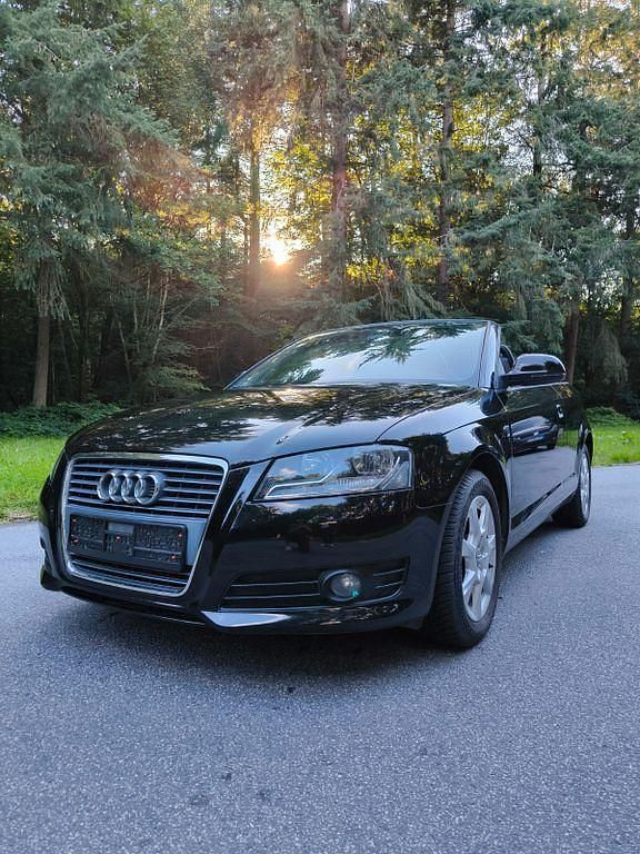 Schwarz Gebraucht 2010 Audi Cabriolet Cabrio | 5.799 € - Bild 1/4