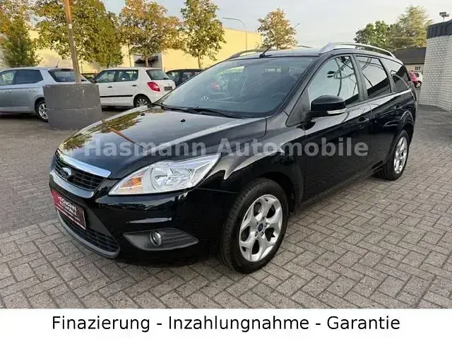 Gebraucht Ford Focus Titanium 101 PS (74 kW) 2010 Silber Limousine