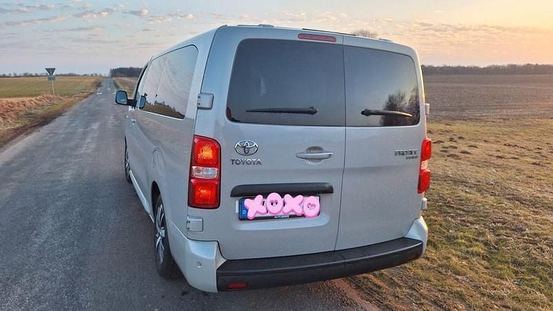 Gebraucht Toyota Proace 177 PS (130 kW) 2019 Grau Van / Kleinbus