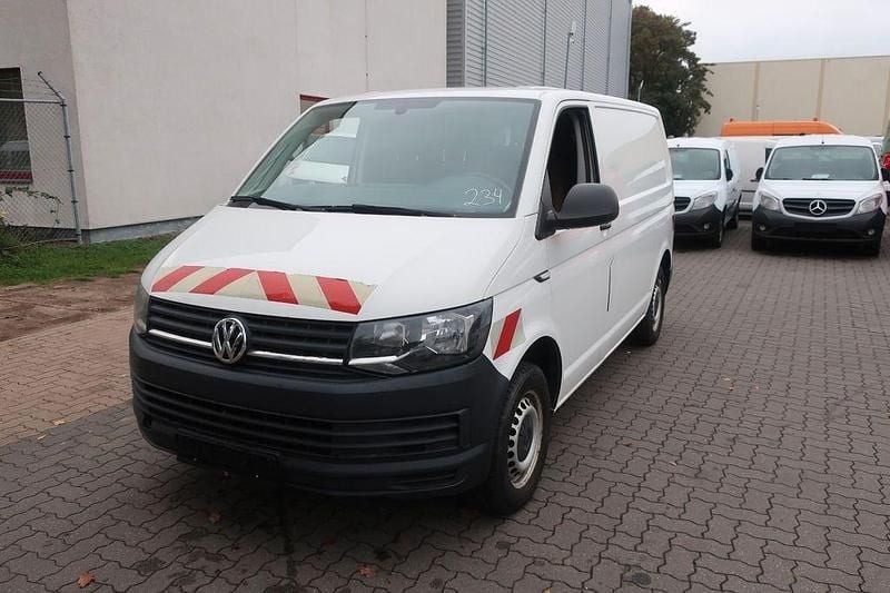 Weiß Gebraucht 2016 VW T6 Van | 8.900 € (Superpreis) - Bild 1/4