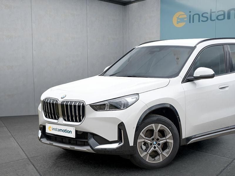 Weiß Neu 2024 BMW X1 xLine SUV | 42.799 € (Fairer Preis) - Bild 1/4