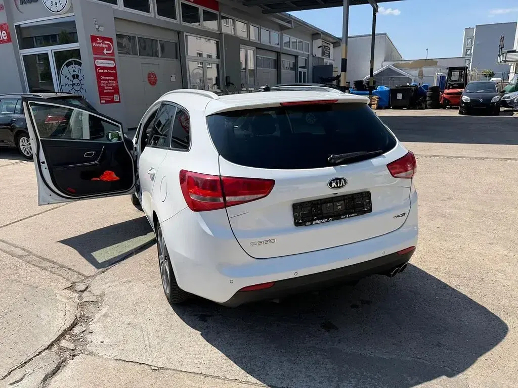 Gebraucht Kia Ceed GT GT-Line 136 PS (100 kW) 2016 Limousine
