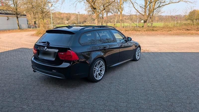 Gebraucht BMW 320 M Sport 300 PS (220 kW) 2010 Schwarz Kombi