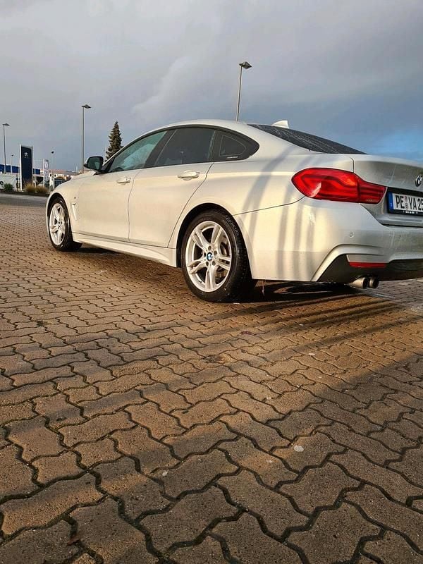 Gebraucht BMW 420 M Sport 190 PS (139 kW) 2017 Silber Coupé