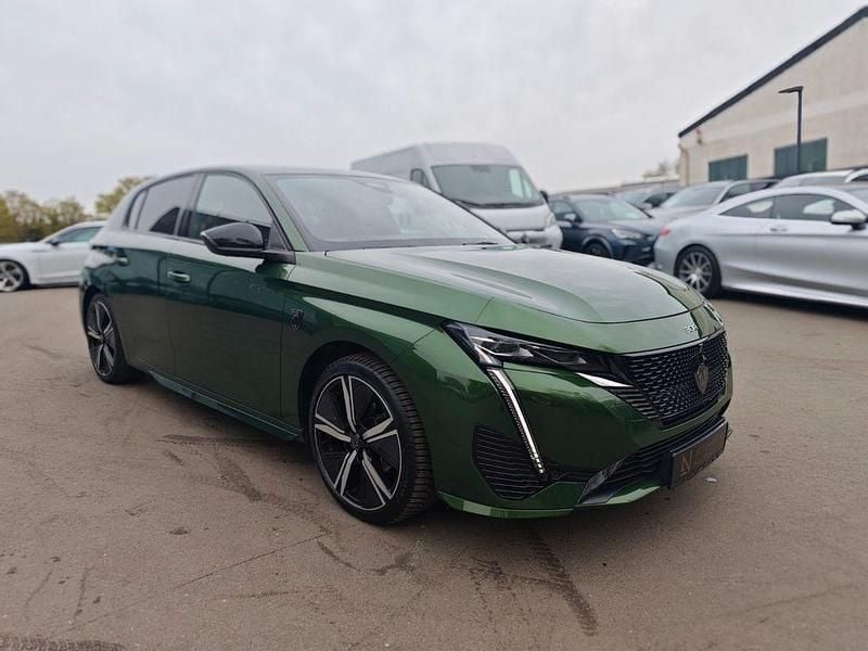 Gebraucht Peugeot 308 GT 131 PS (96 kW) 2023 Grün Limousine