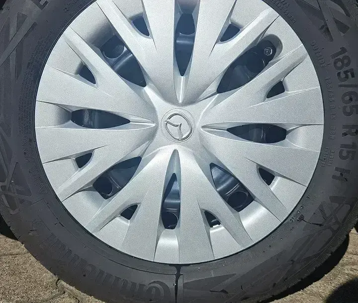 Gebraucht Mazda 2 Prime-Line 116 PS (85 kW) 2024 Weiss Limousine