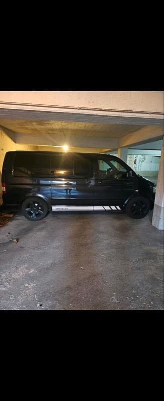 Schwarz Gebraucht 2005 VW T5 Van | 7.450 € (Etwas zu teuer) - Bild 1/4