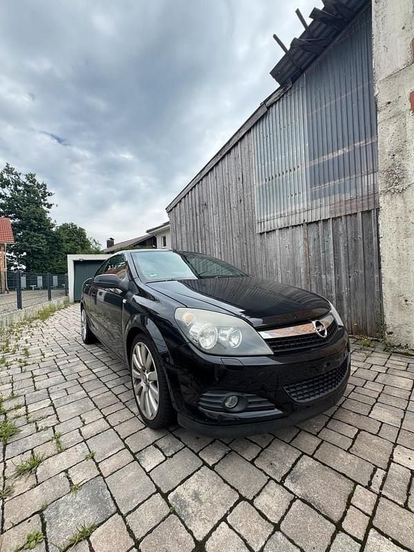 Schwarz Gebraucht 2006 Opel Astra Cabriolet Edition Cabrio | 5.000 € (Teuer) - Bild 1/4