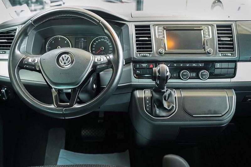 Gebraucht VW Multivan 150 PS (110 kW) 2019 Weiß Van / Kleinbus