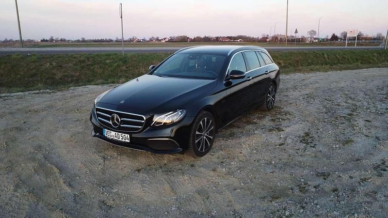 Second-hand Mercedes E300 306 CP (225 kW) 2020 Break