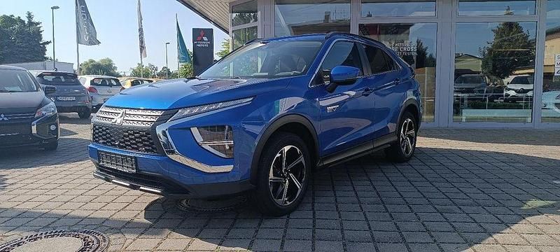Blau Gebraucht 2023 Mitsubishi Eclipse Cross SUV | 23.990 € (Guter Preis) - Bild 1/4