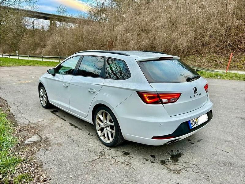Gebraucht Seat Leon FR 184 PS (135 kW) 2015 Weiß Limousine