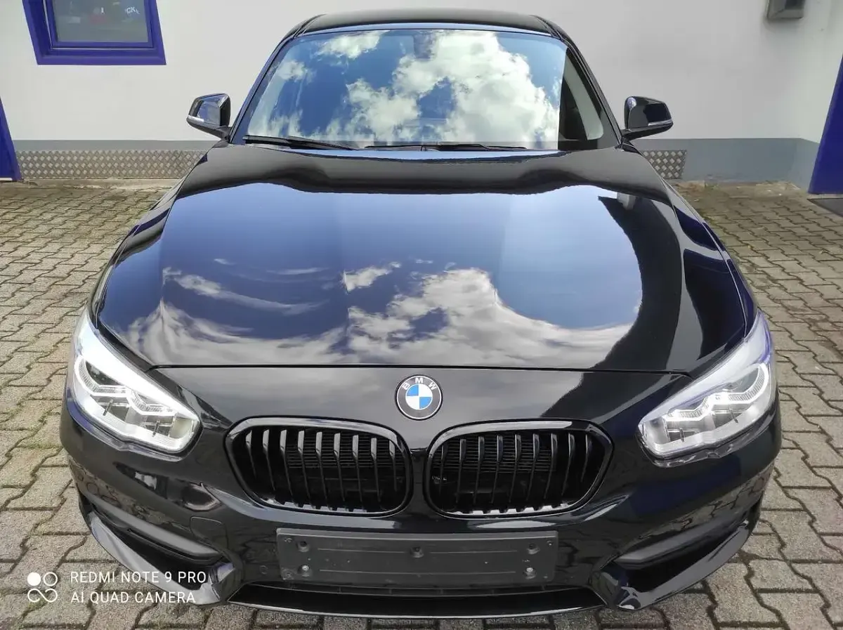 Gebraucht BMW 116 Advantage 116 PS (85 kW) 2018 Schwarz Kleinwagen
