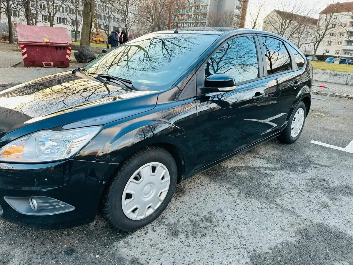 Occasion Ford Focus 109 ch (80 kW) 2011 Noir Berline