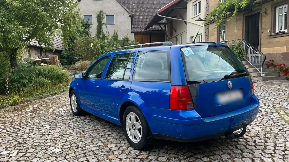 Gebraucht VW Golf IV Pacific 105 PS (77 kW) 2001 Blau Kombi