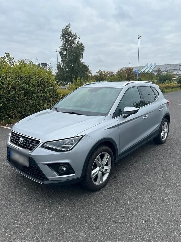 Silber Gebraucht 2018 Seat Arona FR SUV | 13.700 € (Guter Preis) - Bild 1/4